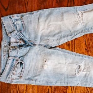 American Eagle Jean Capris